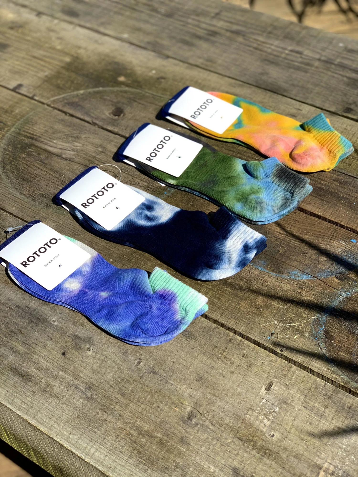 RoToTo Organic Cotton Tie Dye Ankle Socks Blue Pink Yellow 4 RoToTo Organic Cotton Tie Dye Ankle Socks Blue Pink Yellow